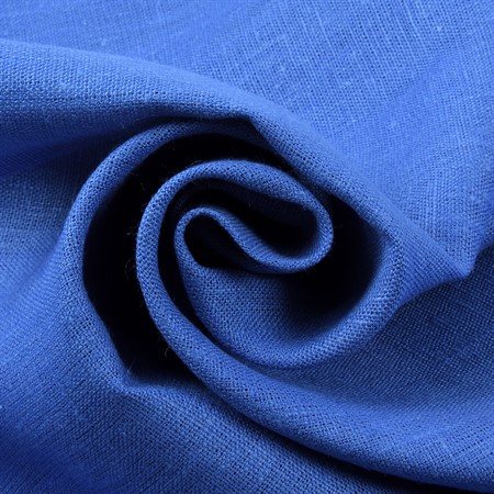 Medeltjockt blått linnetyg till sömnad av kläder