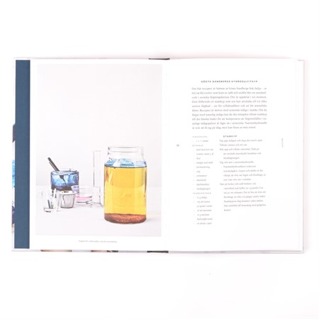 En handbok om indigo färgning och projekt